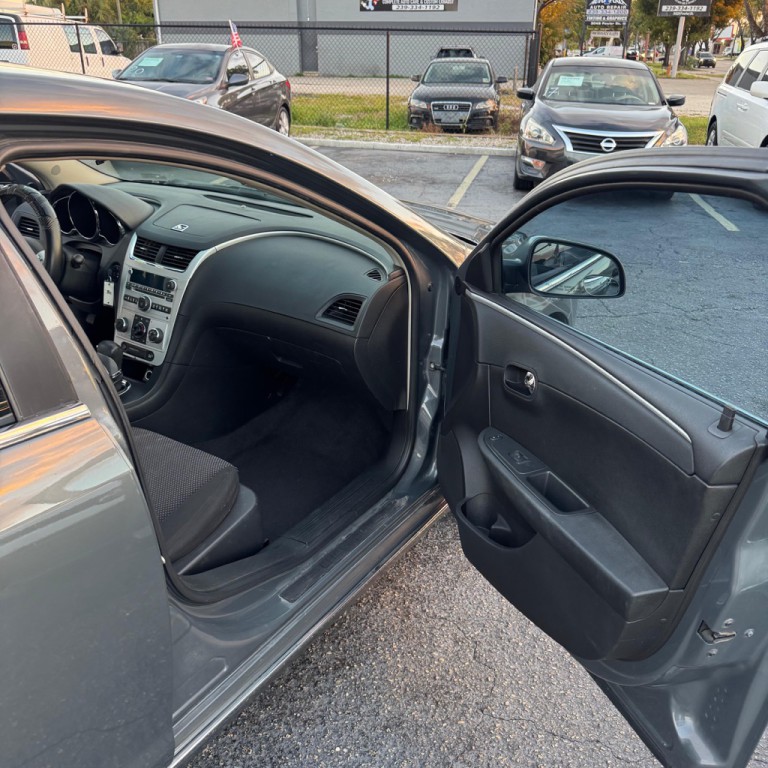 2008 Chevrolet Malibu Image 8