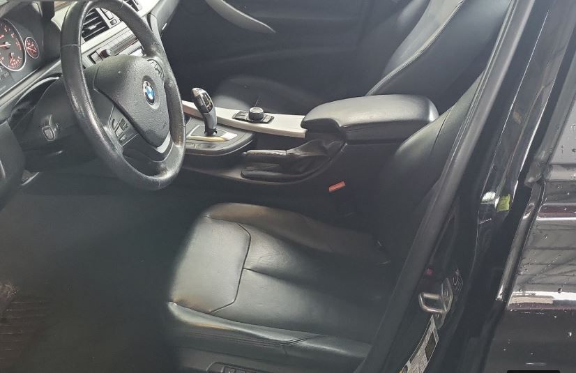 2015 BMW 3 Series Image 5