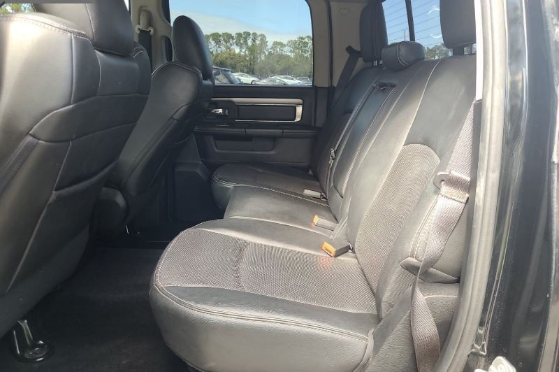 2015 RAM 1500 Image 5