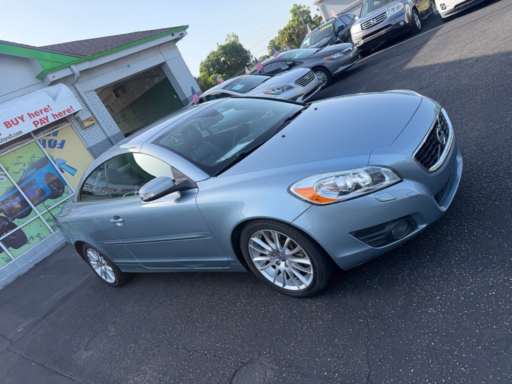 2012 Volvo C70 Image 10
