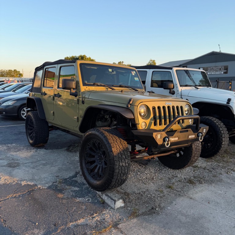 2013 Jeep Wrangler Unlimited Image 1