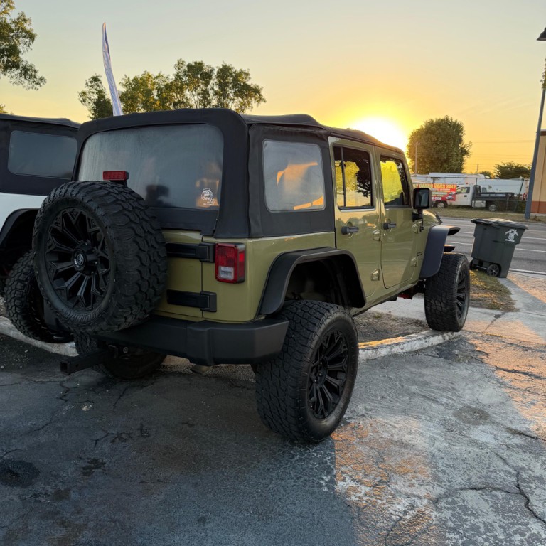 2013 Jeep Wrangler Unlimited Image 4