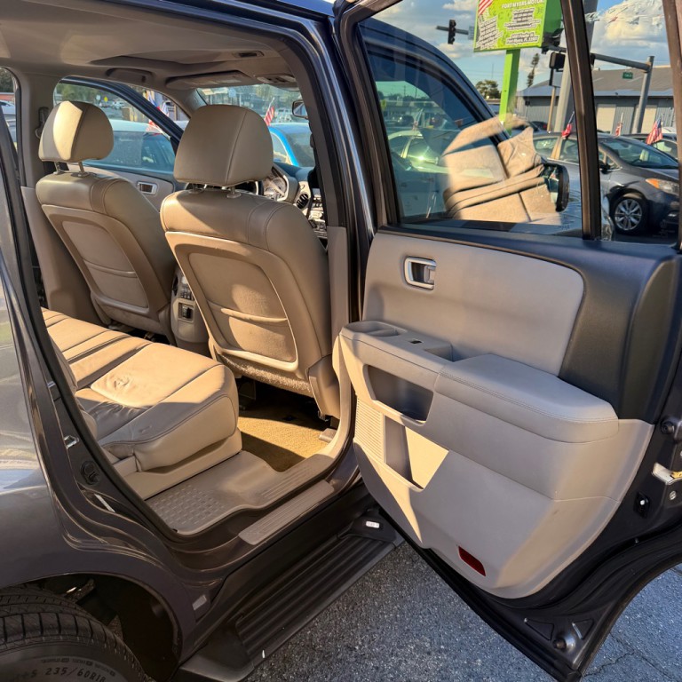 2015 Honda Pilot Image 9