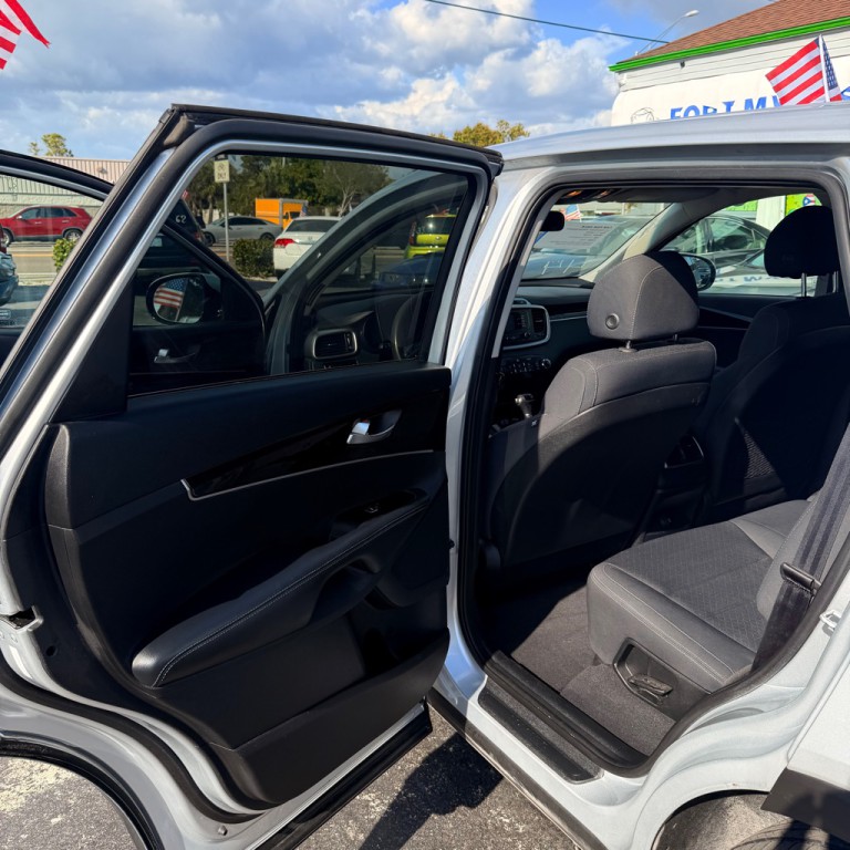 2018 Kia Sorento Image 10