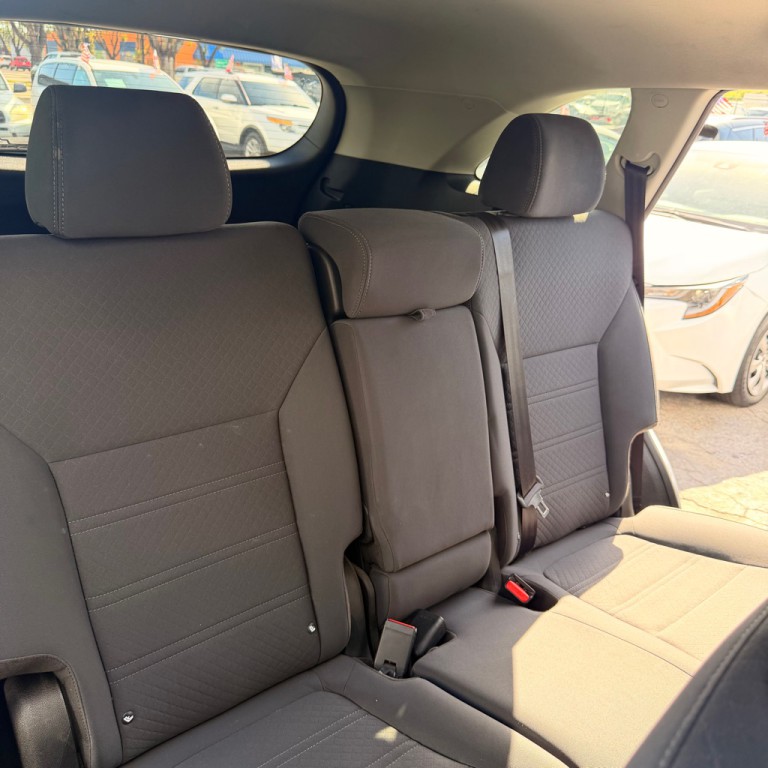 2018 Kia Sorento Image 12