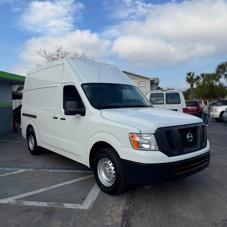 2016 Nissan NV Image 3
