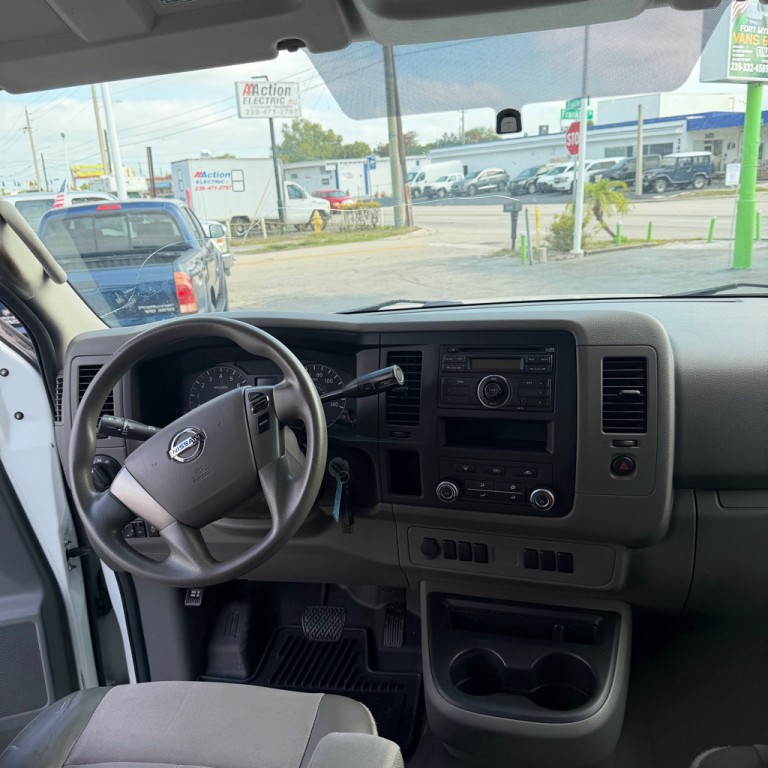 2016 Nissan NV Image 8