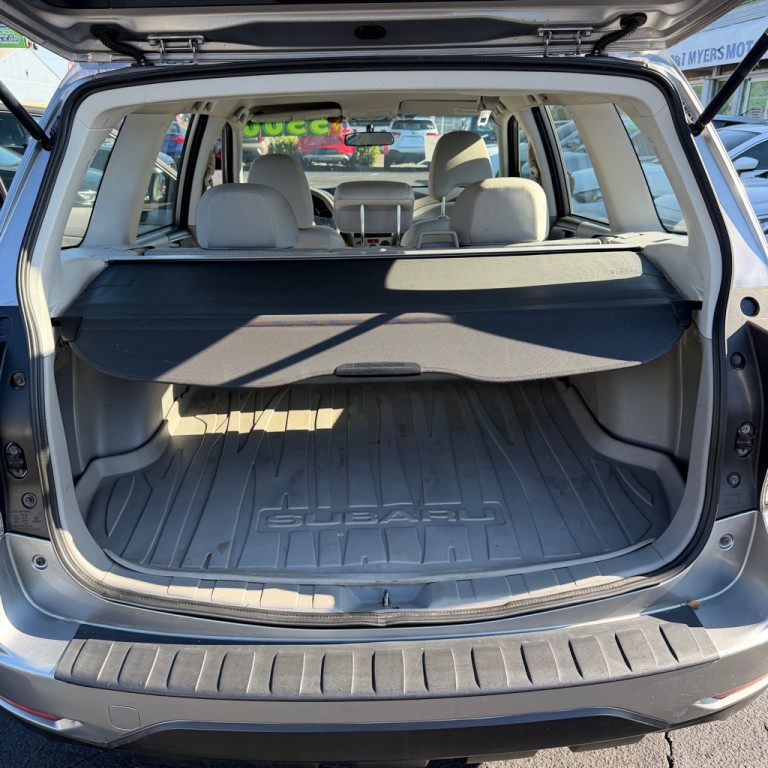 2010 Subaru Forester Image 14