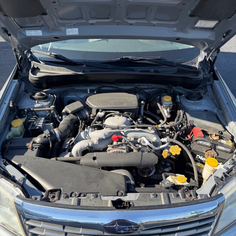 2010 Subaru Forester Image 15
