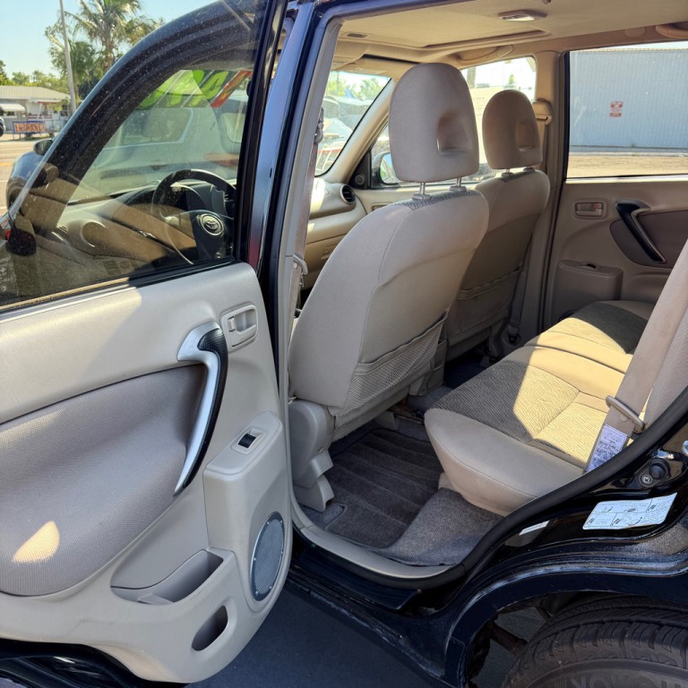 2001 Toyota Rav4 Image 11