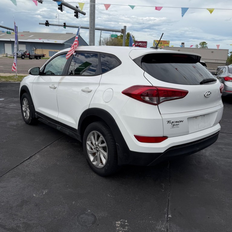 2016 Hyundai Tucson Image 6