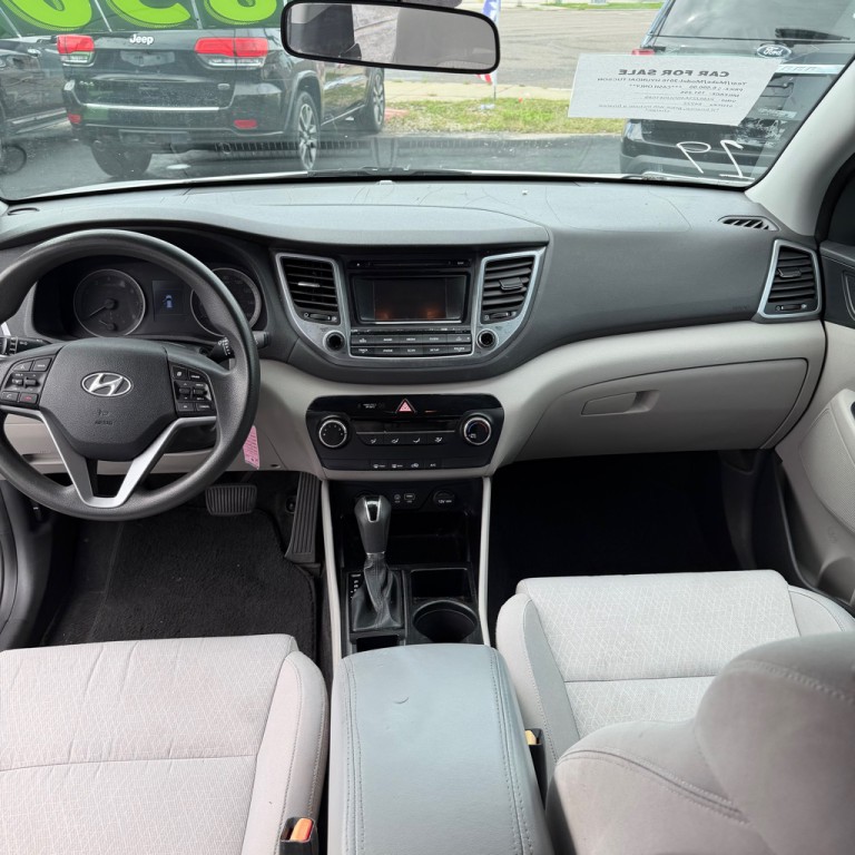 2016 Hyundai Tucson Image 8
