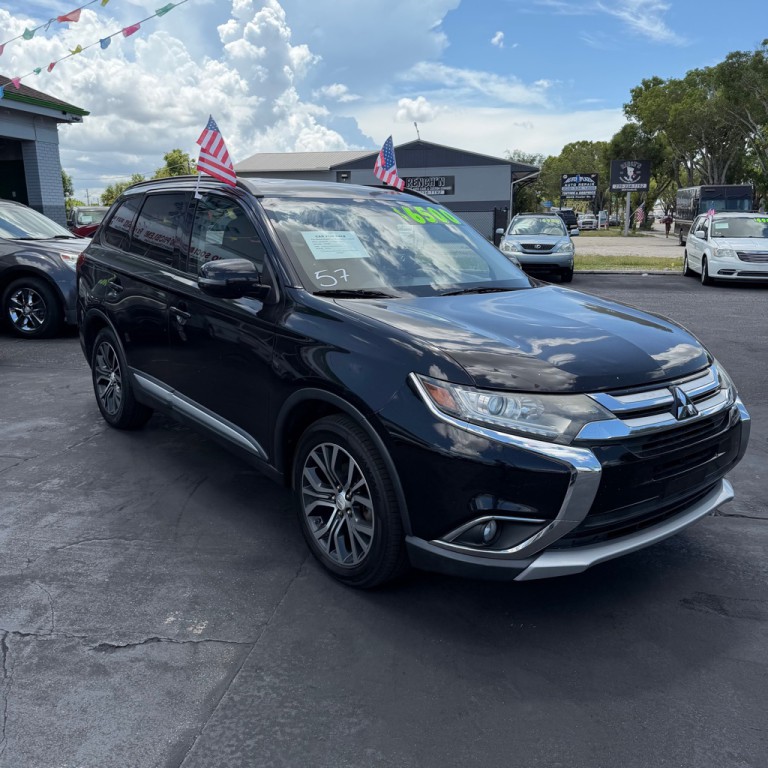 2016 Mitsubishi Outlander Image 3