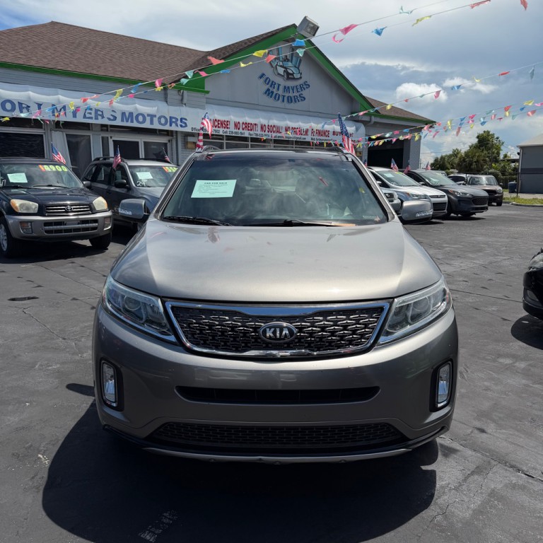 2014 Kia Sorento Image 2