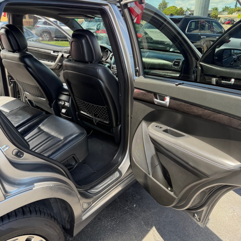 2014 Kia Sorento Image 12