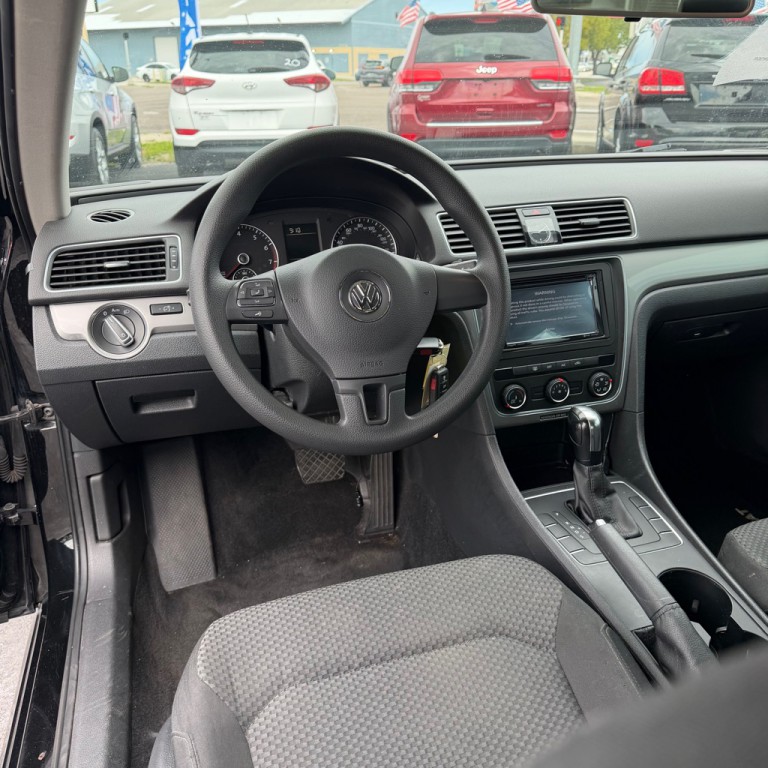 2014 Volkswagen Passat Image 7