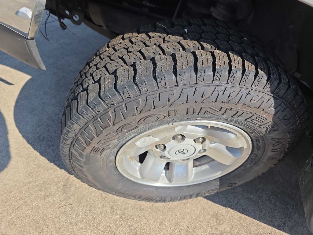 1999 Toyota 4Runner Image 5