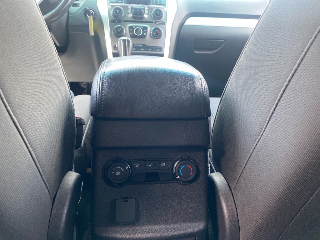2014 Ford Explorer Image 21