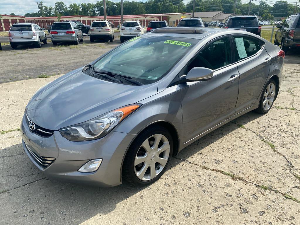 2013 Hyundai Elantra Image 3