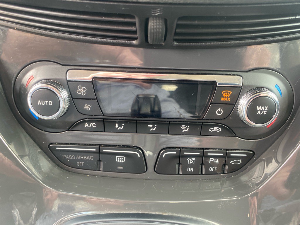 2015 Ford Escape Image 16