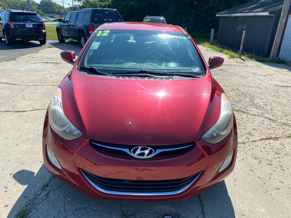 2012 Hyundai Elantra Image 2