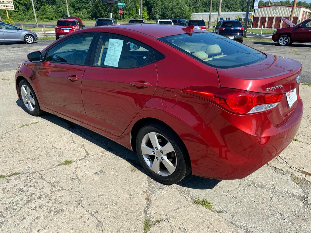 2012 Hyundai Elantra Image 5