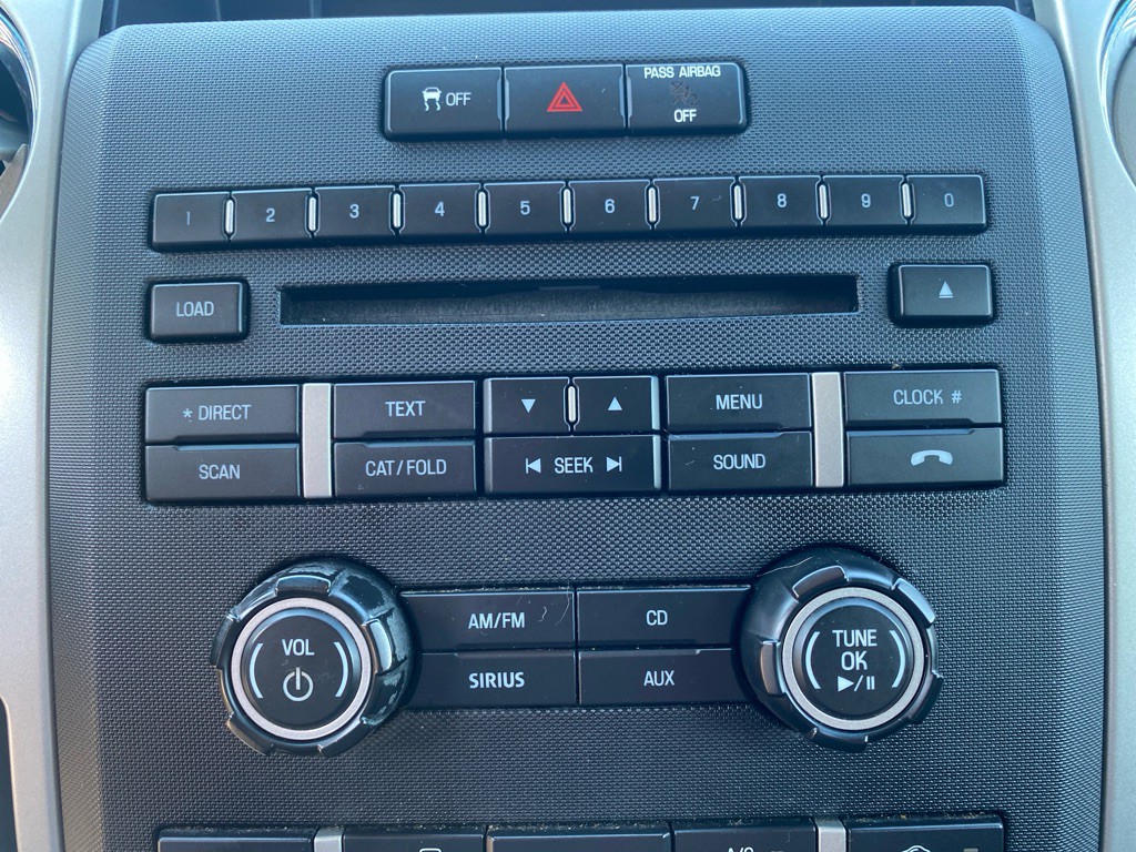 2011 Ford F-150 Image 12