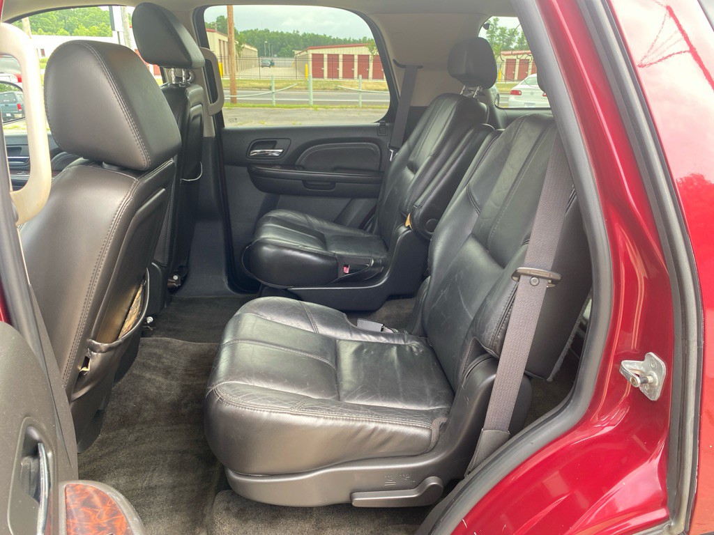 2007 GMC Yukon Image 10