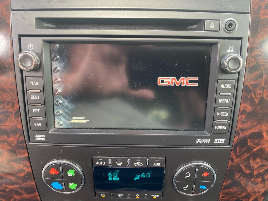 2007 GMC Yukon Image 13