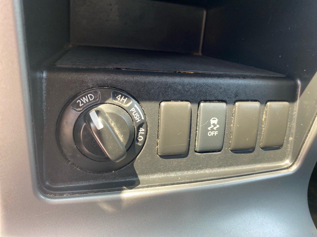 2012 Nissan Pathfinder Image 14