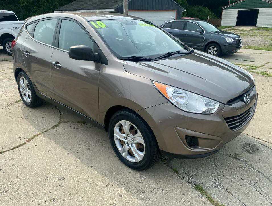 2010 Hyundai Tucson Image 1