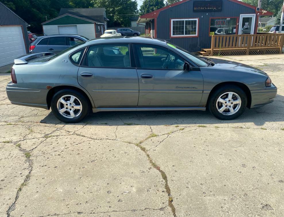 2004 Chevrolet Impala Image 8
