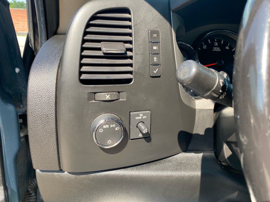 2010 GMC Sierra Image 18
