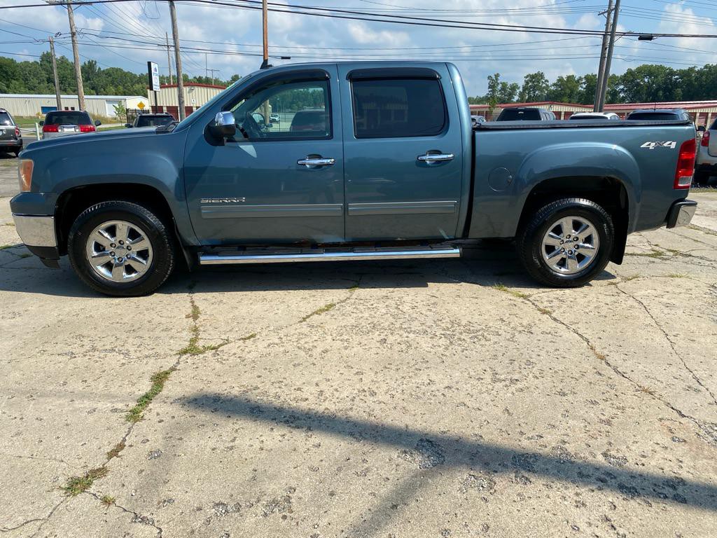2010 GMC Sierra Image 3