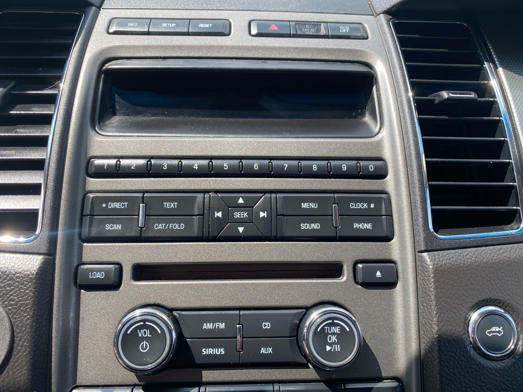 2011 Ford Taurus Image 11