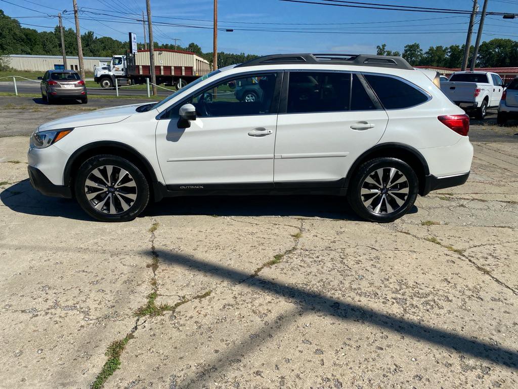 2015 Subaru Outback Image 4