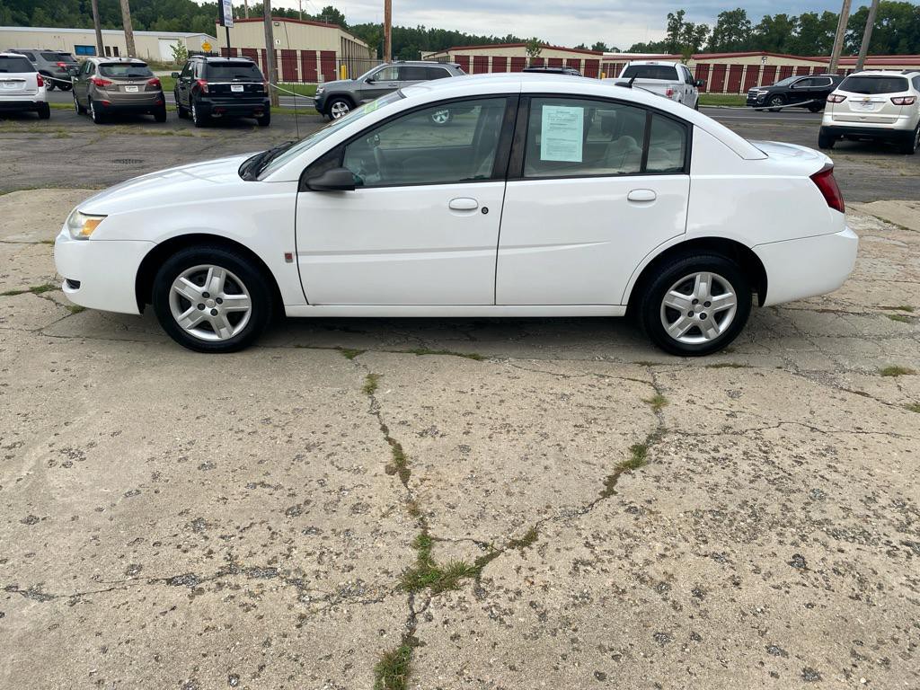 2006 Saturn ION Image 4