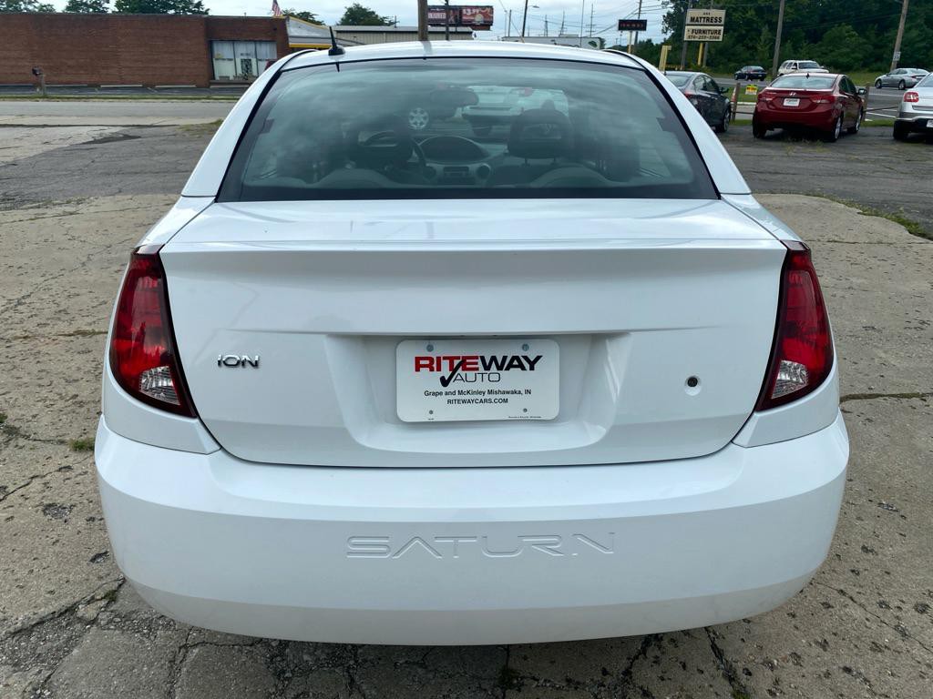 2006 Saturn ION Image 6