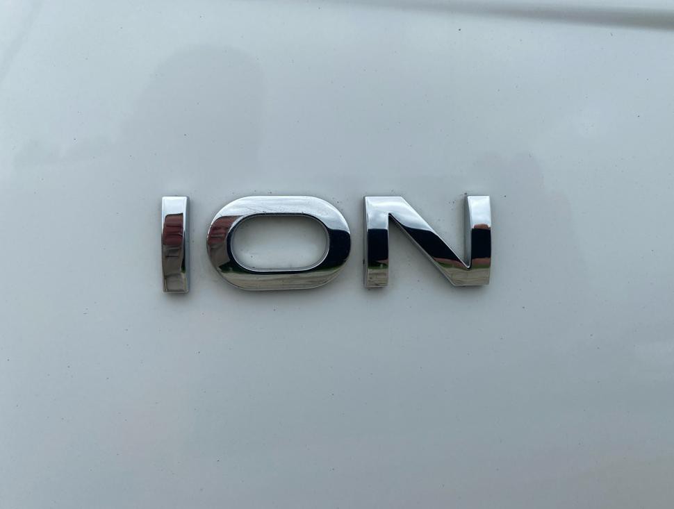 2006 Saturn ION Image 19