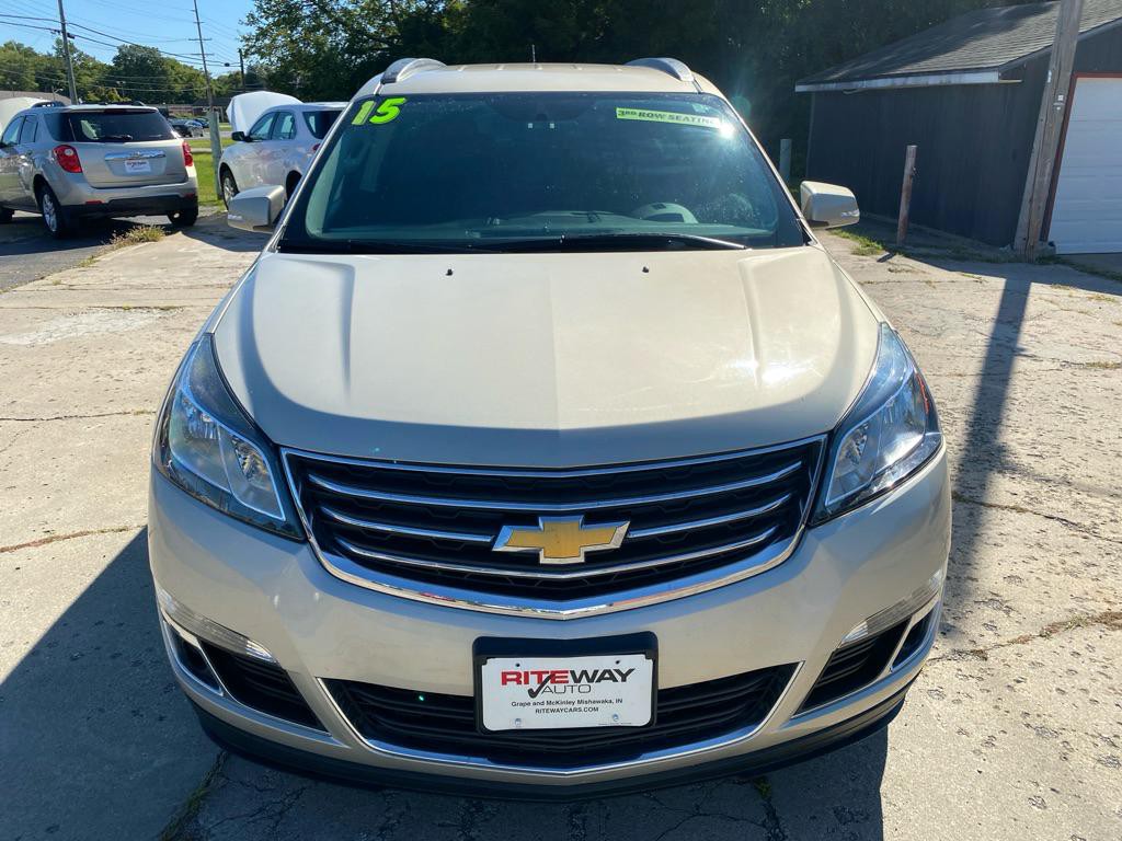 2015 Chevrolet Traverse Image 2
