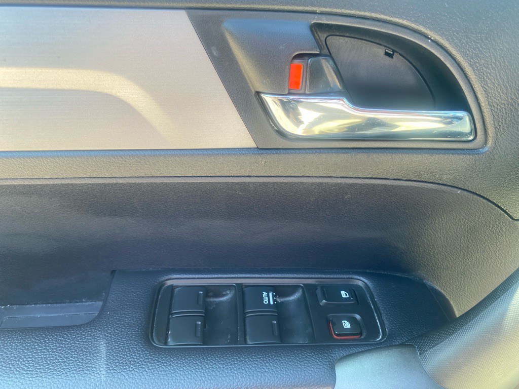 2011 Honda CR-V Image 19