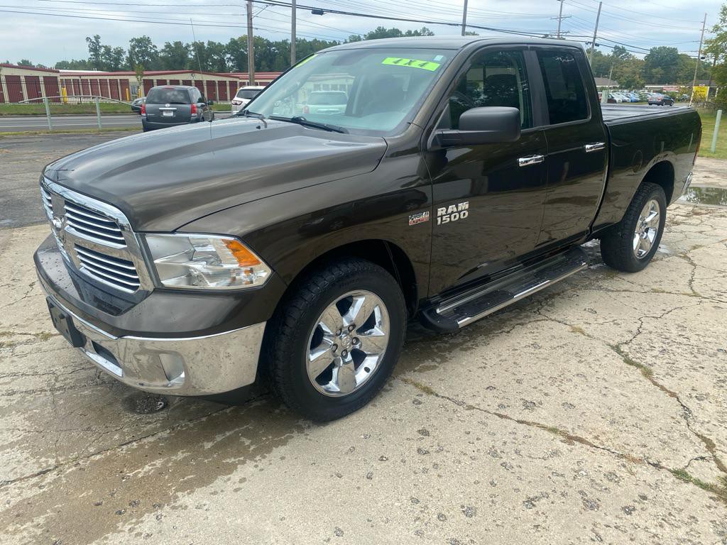 2013 RAM 1500 Image 3