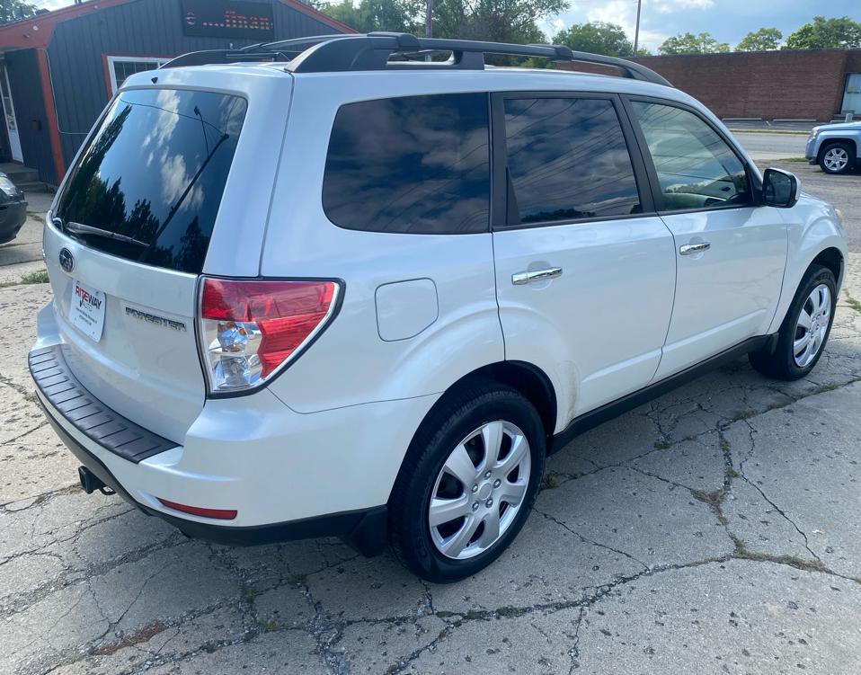 2009 Subaru Forester Image 7