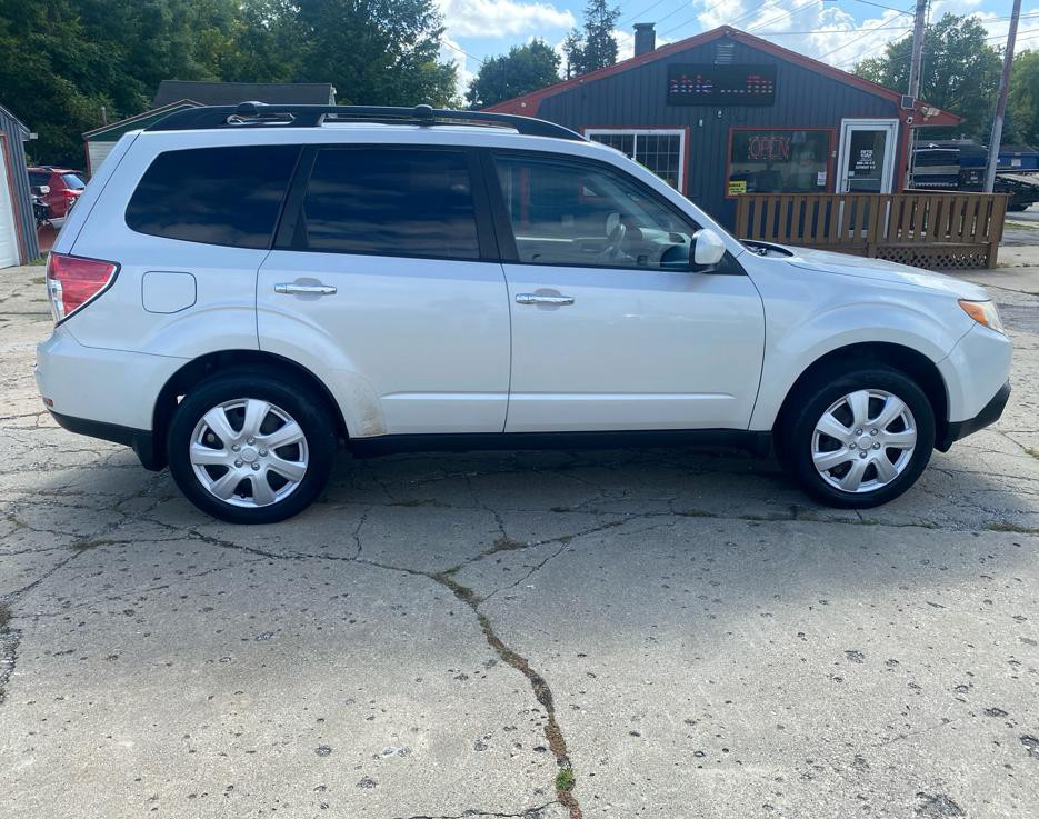 2009 Subaru Forester Image 8