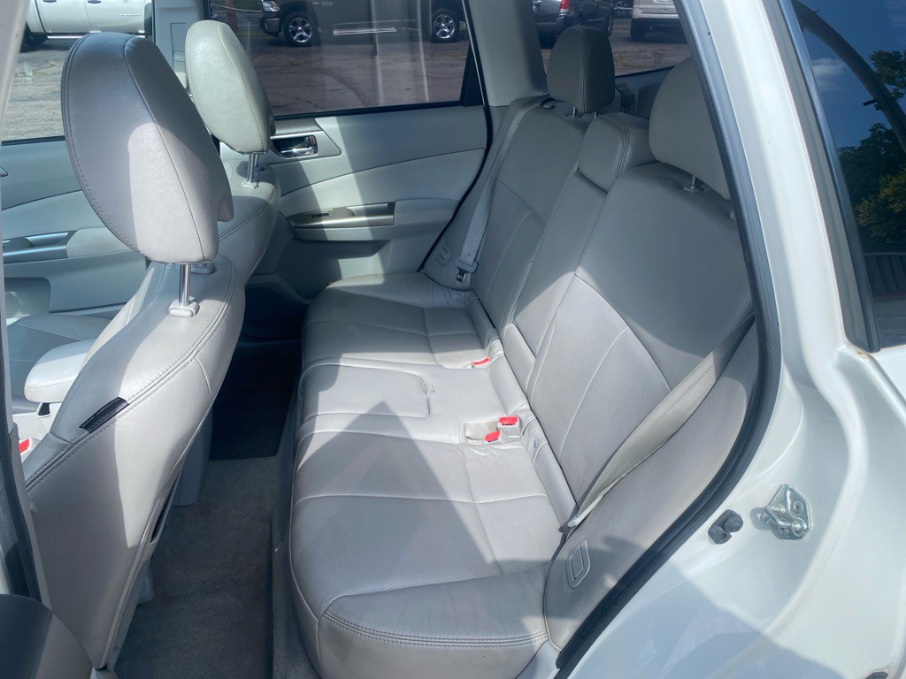 2009 Subaru Forester Image 10