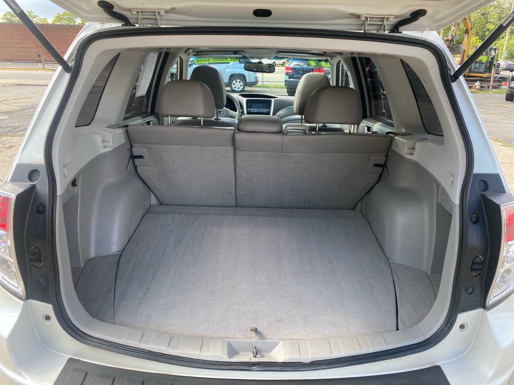 2009 Subaru Forester Image 11
