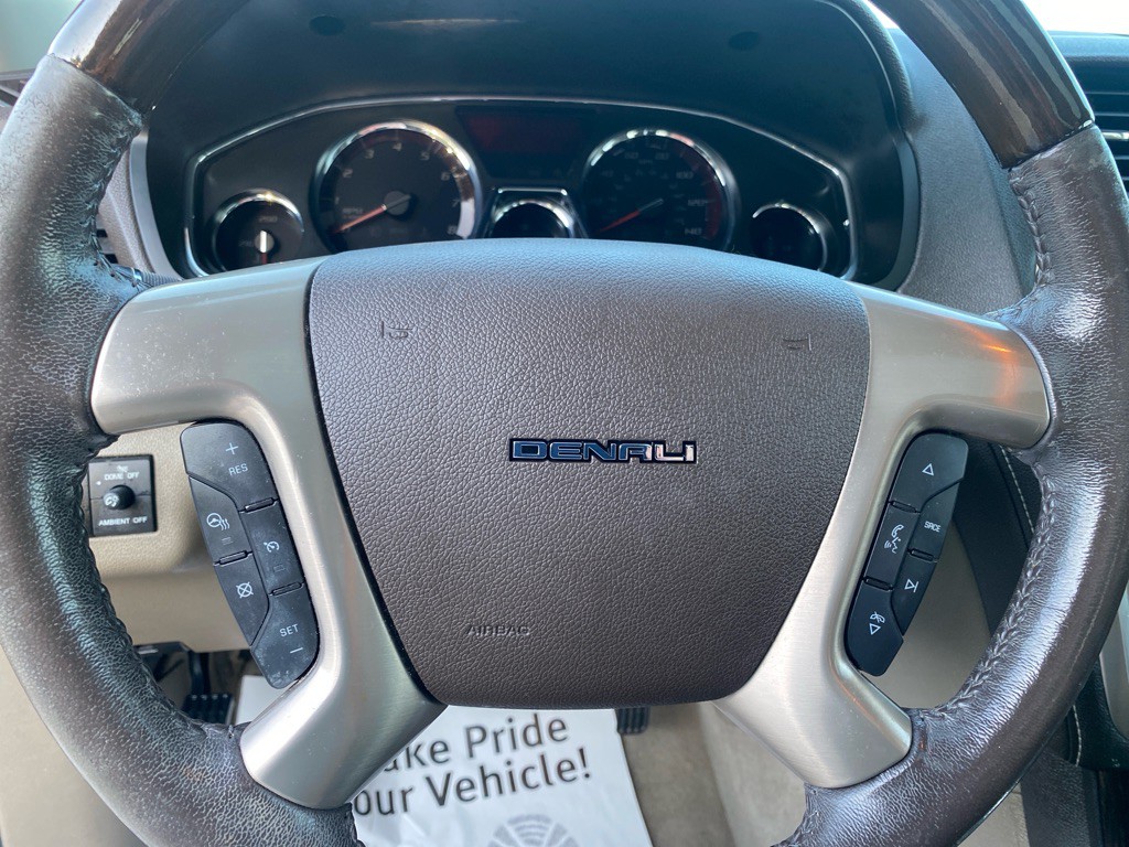 2015 GMC Acadia Image 18