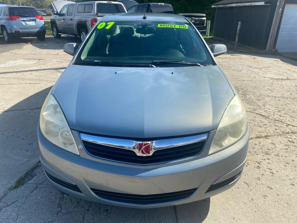 2007 Saturn Aura Image 2