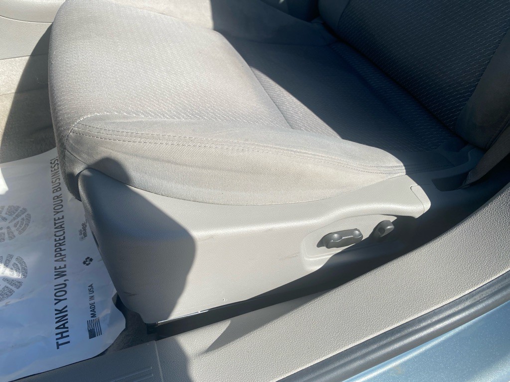 2007 Saturn Aura Image 16