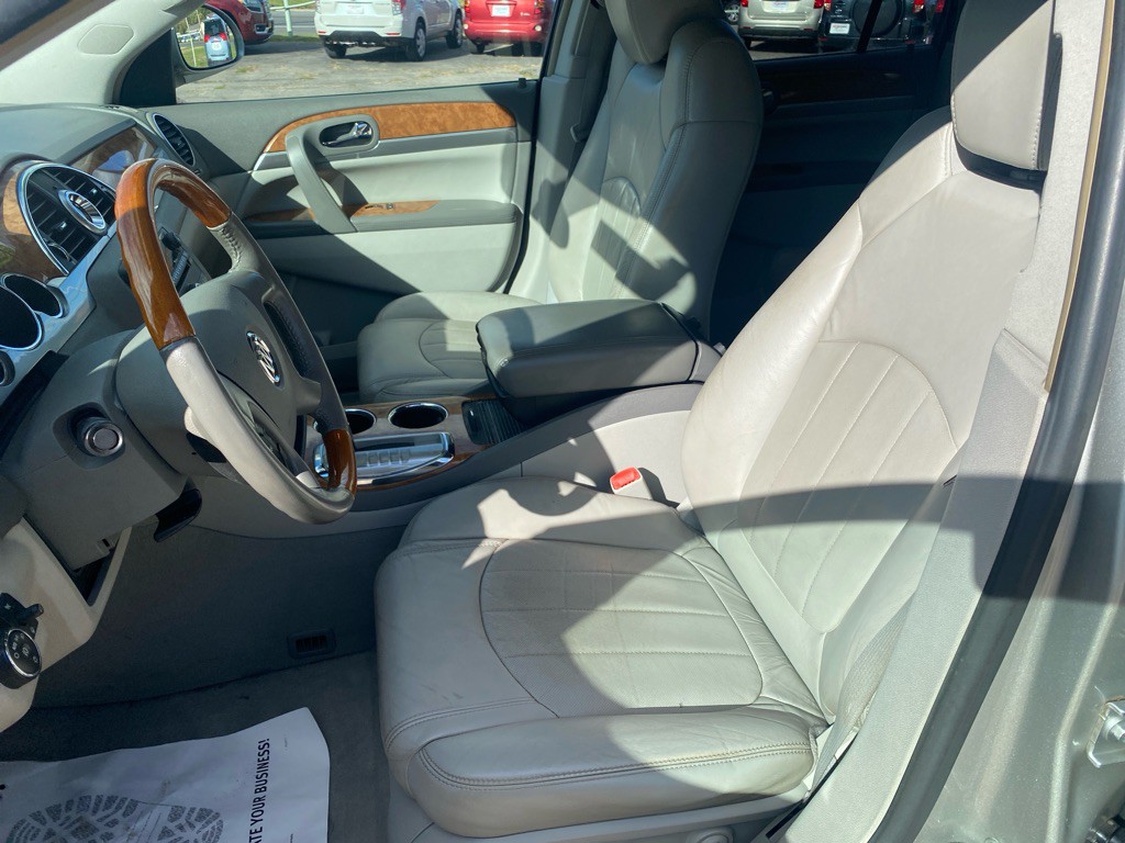 2008 Buick Enclave Image 9